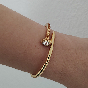 Bracelete Dourado Prego com strass folheado em ouro ( serve de 16 a 18 cm)