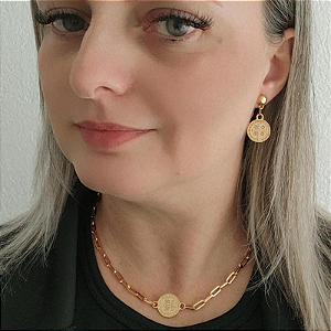 Conjunto Colar choker e brincos pingente são bento folheado em ouro