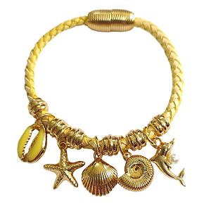Pulseira Dourada Berloqueira com pingentes marítimos (courino amarelo) folheado em ouro