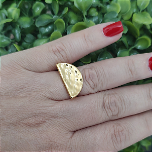 Anel com meia lua dourado Folheado em ouro ( tamanho 18)