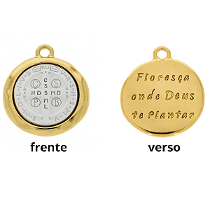 Pingente São Bento com resina branca folheado em ouro