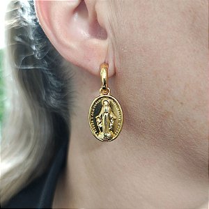 Brinco argola pequena com pingente Nossa Senhora das Graças Folheado em ouro