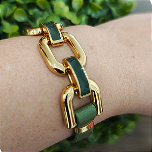 Pulseira Dourada Lily com placa resina e couro verde folheado em ouro (EDIÇÃO LIMITADA)