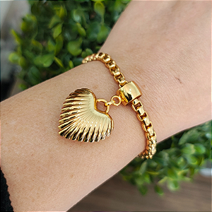 Pulseira Correntaria veneziana  com pingente de coração balão com listas folheado em ouro