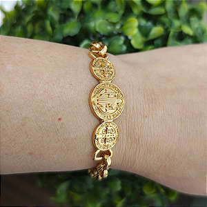 Pulseira Correntaria com placa de Moeda de São Bento tripla folheado em ouro ( P, M ou G)