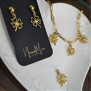 KIT TREVO DA SORTE: pulseira + brincos+ Colar invisível folheado em ouro
