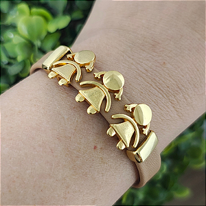 Pulseira Filhos Courino BEGE com 3 FILHOS ( 3 meninas) acabamento folheado em ouro