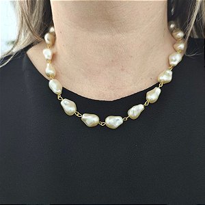 Colar pérolas barrocas artificial Folheados em Ouro ( colar 40 cm)