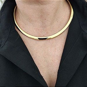 Colar aro fixo achatado liso folheado em ouro 38 cm