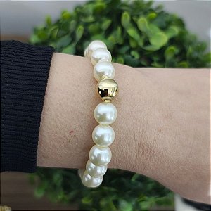 Pulseira pérolas redondas e uma esfera dourada Folheado em Ouro ( pérolas artificiais) 6 mm