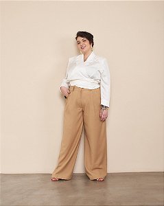 BLAZER ALFAIATARIA CURTO  OFF WHITE PLUS SIZE
