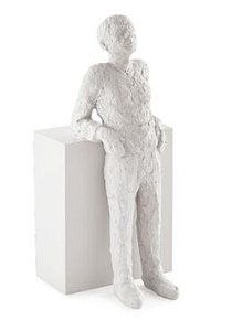 Escultura Pessoa Em Pé Poliresina Off White - 12790