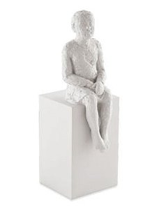 Escultura Pessoa Em Pé Poliresina Off White - 12791