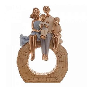 Escultura Decorativa Família de Resina 18x8x27cm 61449 Wolff