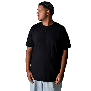 Camiseta Plus Size Streetwear Preta Lisa