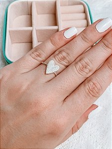 Anel de Prata Coração Cravejado