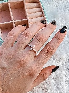 Anel de Prata Ponta Zircônias