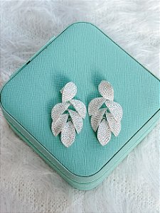 Brinco de Prata Luxo Flor Cravejada