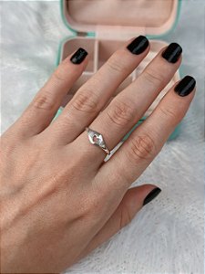 Anel de Prata Coração Vazado e Ponto de luz