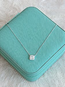 Gargantilha de Prata Quadrado Cristal 8mm