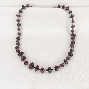 Choker de Granada e Mix de Pedras Naturais