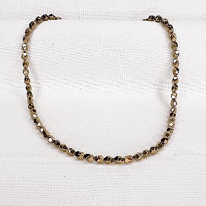 Choker de Hematitas Facetadas Douradas