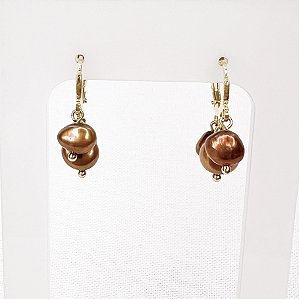 Argola c/ Pingentes de Pérolas Douradas Gold