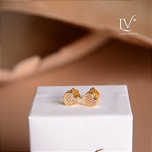 Brinco Coração cravejado com pino central