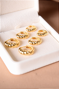 Trio de brincos argola click inspiração Vivara