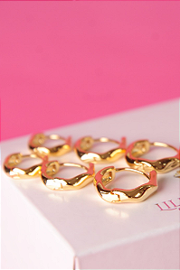 Trio de brincos liso com textura