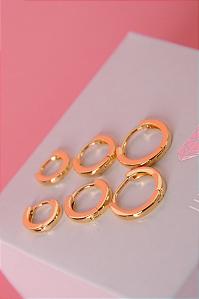 Trio de brincos liso dourado