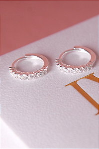 Brinco argola cravejada prata 925