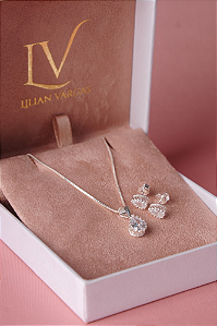 Conjunto colar e brincos gota