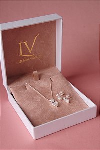 Conjunto colar e brincos coração cristal