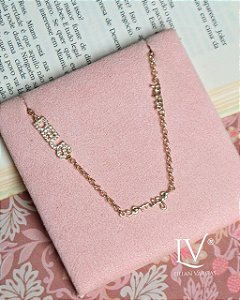 Colar Deus comigo está, corrente elo português