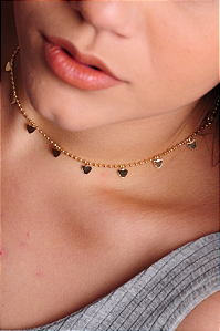 Colar Choker bolinha e pingentes de coração com 35cm + 8 cm extensor