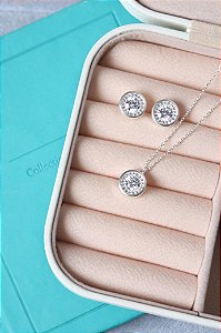 Conjunto colar e brincos circular cravejado