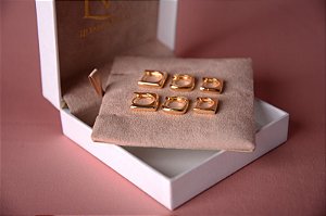 Trio de brincos modelo argolinha quadrada, banhada a ouro 18k