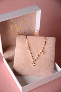 Colar infantil de pérolas com florzinhas cristal