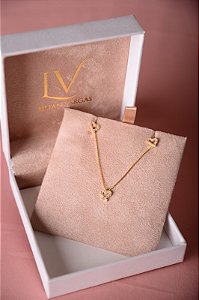 Conjunto colar e brinco coração vazado cravejado