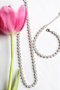 Colar riviera pedras redondas