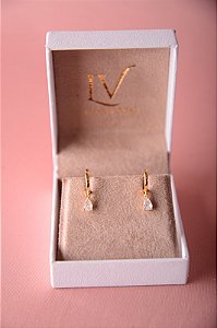 Brinco argola com pingente gota