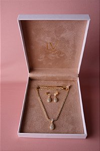 Conjunto colar e brinco gota cravejada