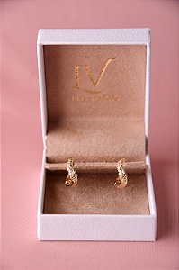 Brinco argola ondulada