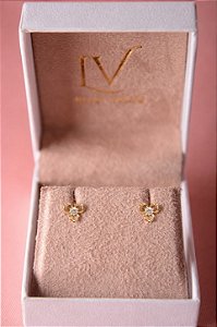 Brinco Flor Vazado – Banho de Ouro 18K