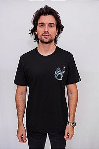 CAMISETA TUBARÃO