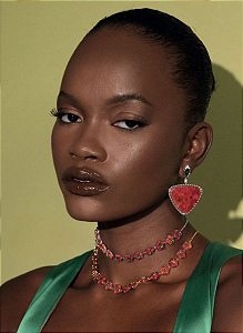 Brinco Coral Triangular