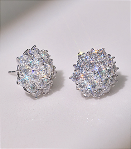 Brinco Chuveiro Moissanite