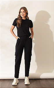 CONJUNTO BLUSA MOLETINHO E CALÇA CARGO PRETO