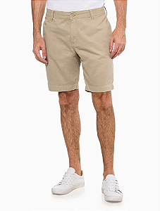 CALVIN KLEIN JEANS BERMUDA DE SARJA CHINO CAQUI